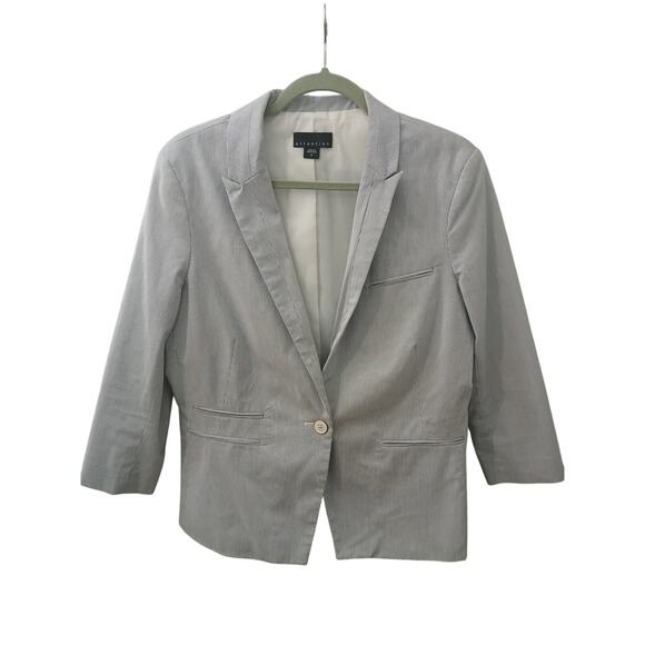 Attention Blu&Wht Pin Striped
 One Button Closure Lined w/ Pockets Blazer  14 - Picture 1 of 13